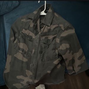 New camo button up